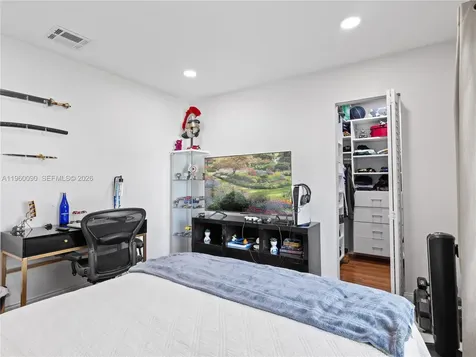20550 NW 7th Street Pembroke Pines FL 33029