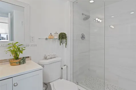 20301 W Country Club Drive Aventura FL 33180