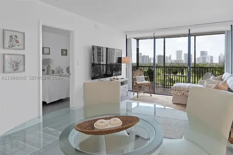 20301 W Country Club Drive Aventura FL 33180