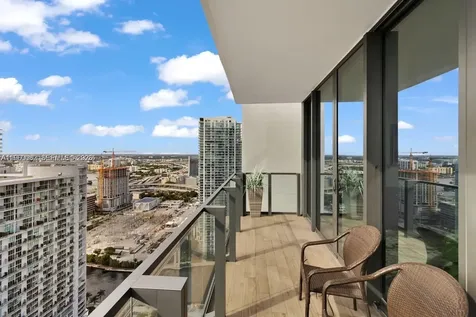 88 SW 7th Street Miami FL 33130