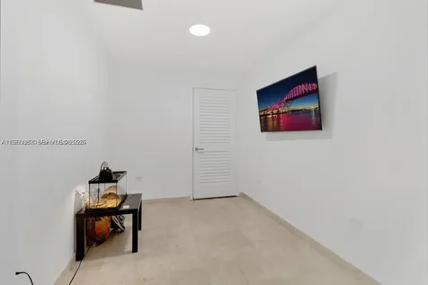88 SW 7th Street Miami FL 33130