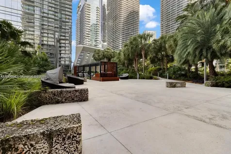 88 SW 7th Street Miami FL 33130