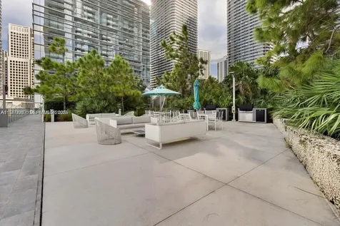 88 SW 7th Street Miami FL 33130