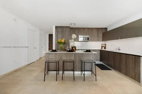 88 SW 7th Street Miami FL 33130