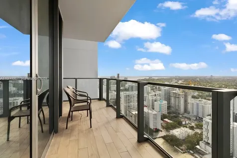 88 SW 7th Street Miami FL 33130