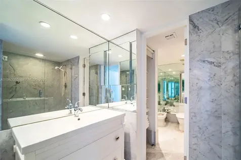 5415 Collins Avenue Miami Beach FL 33140