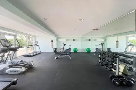 5415 Collins Avenue Miami Beach FL 33140