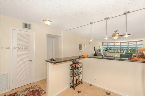3051 NE 48th Street Fort Lauderdale FL 33308