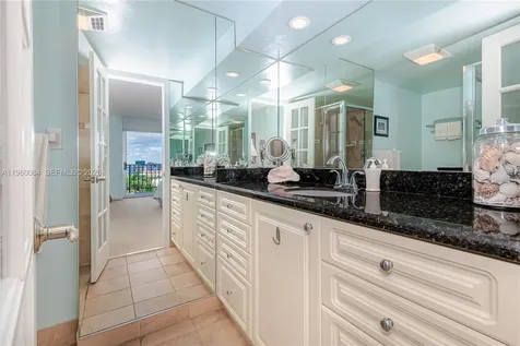 3051 NE 48th Street Fort Lauderdale FL 33308