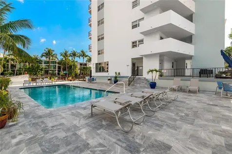 3051 NE 48th Street Fort Lauderdale FL 33308
