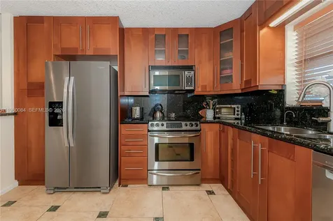 3051 NE 48th Street Fort Lauderdale FL 33308