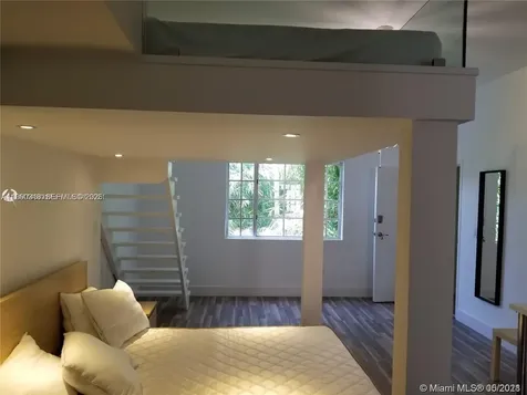 1045 Meridian Avenue Miami Beach FL 33139