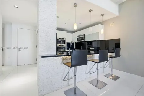17121 Collins Avenue Sunny Isles Beach FL 33160