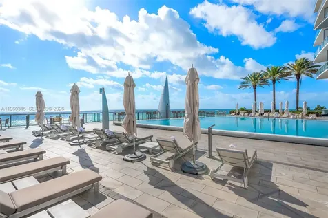 17121 Collins Avenue Sunny Isles Beach FL 33160