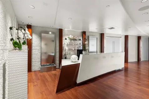 17121 Collins Avenue Sunny Isles Beach FL 33160