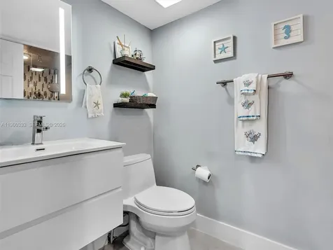 6423 Collins Avenue Miami Beach FL 33141