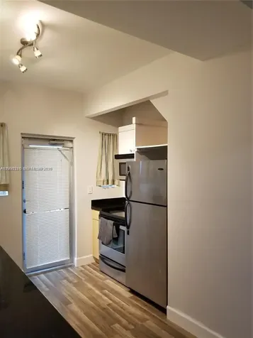 1045 Meridian Avenue Miami Beach FL 33139