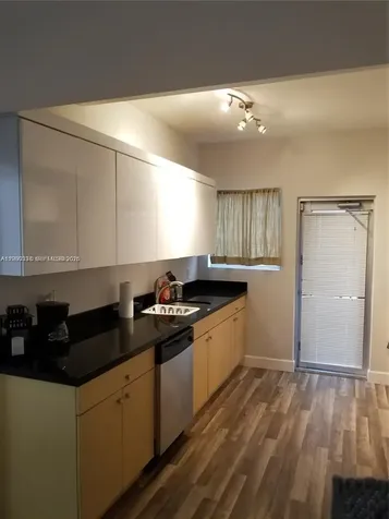1045 Meridian Avenue Miami Beach FL 33139
