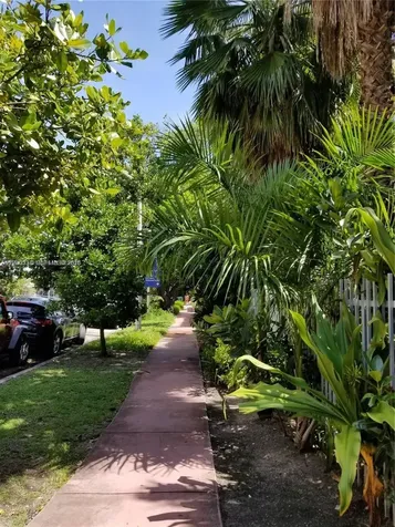 1045 Meridian Avenue Miami Beach FL 33139