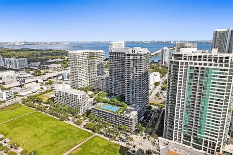 121 NE 34th Street Miami FL 33137