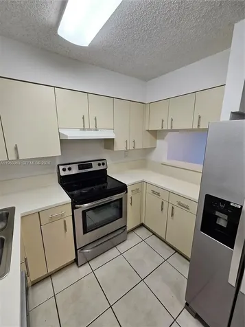 14951 SW 82nd Lane Miami FL 33193