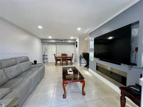 4255 N University Drive Sunrise FL 33351