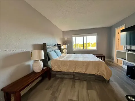 4255 N University Drive Sunrise FL 33351