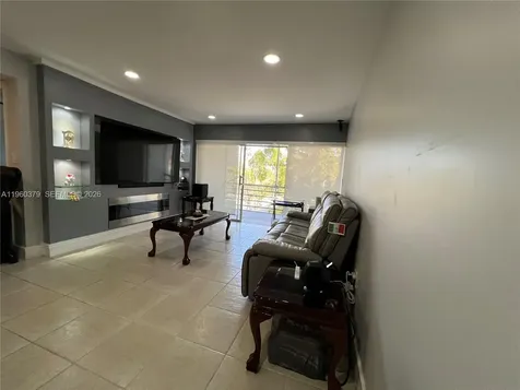 4255 N University Drive Sunrise FL 33351