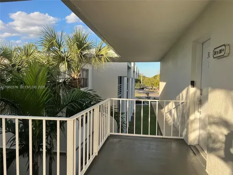 4255 N University Drive Sunrise FL 33351