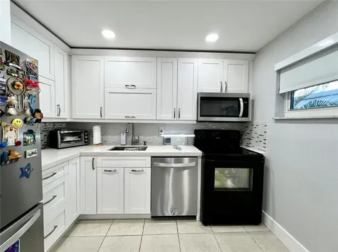 4255 N University Drive Sunrise FL 33351