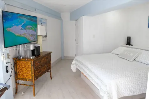1557 Long Beach Drive Big Pine Key FL 33043