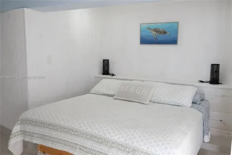 1557 Long Beach Drive Big Pine Key FL 33043