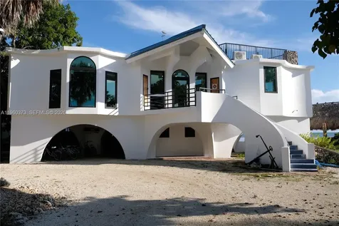 1557 Long Beach Drive Big Pine Key FL 33043