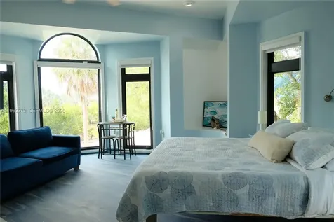 1557 Long Beach Drive Big Pine Key FL 33043