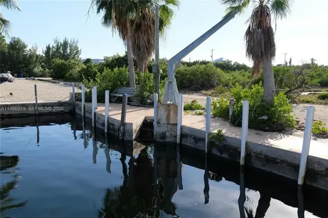1557 Long Beach Drive Big Pine Key FL 33043
