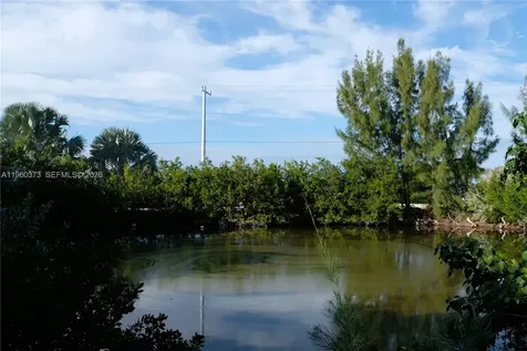 1557 Long Beach Drive Big Pine Key FL 33043
