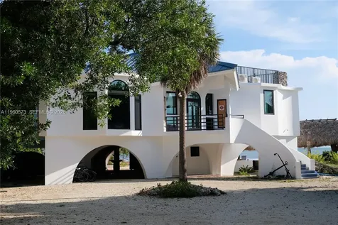 1557 Long Beach Drive Big Pine Key FL 33043
