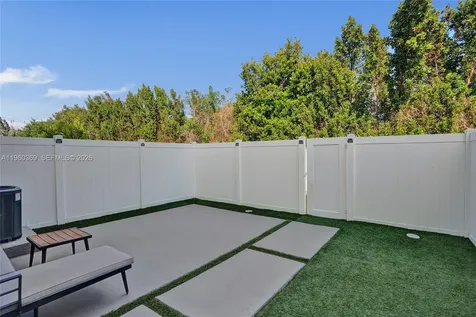 11135 W 32nd Lane Hialeah FL 33018