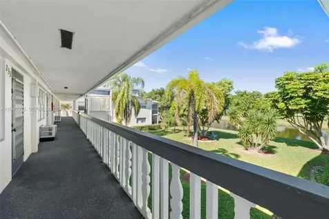235 Prescott L Deerfield Beach FL 33442