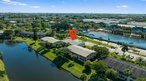 235 Prescott L Deerfield Beach FL 33442