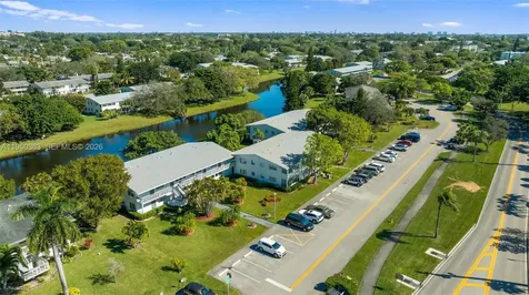235 Prescott L Deerfield Beach FL 33442