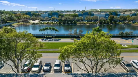 235 Prescott L Deerfield Beach FL 33442