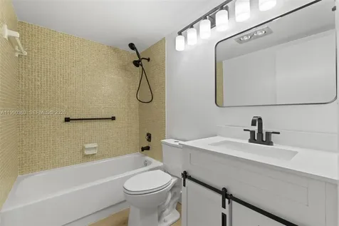 235 Prescott L Deerfield Beach FL 33442
