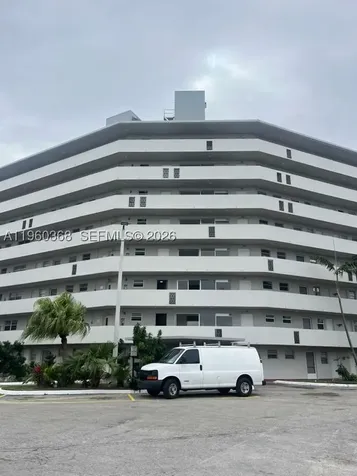 1750 NE 191st Street Miami FL 33179
