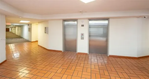 5800 SW 127th Avenue Miami FL 33183