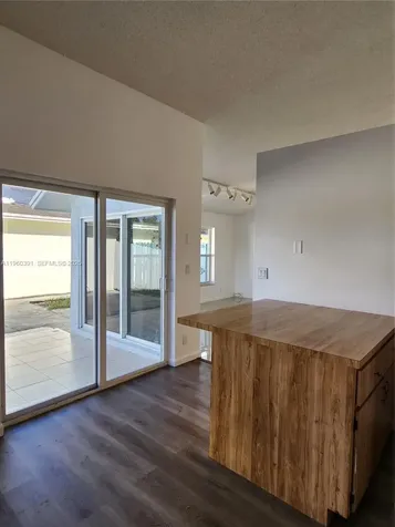 9711 SW 57th Street Cooper City FL 33328