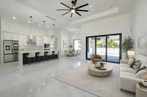 2853 NW 3rd Street Cape Coral FL 33993