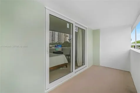 500 Bayview Drive Sunny Isles Beach FL 33160
