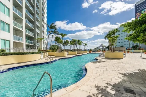 253 NE 2nd Street Miami FL 33132