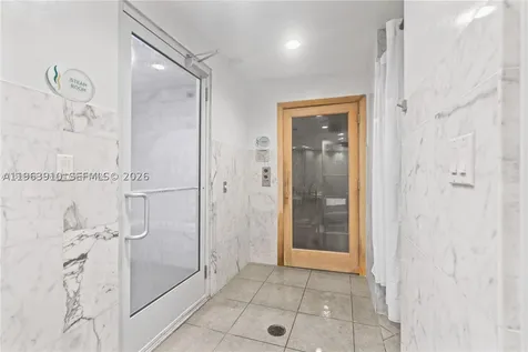253 NE 2nd Street Miami FL 33132